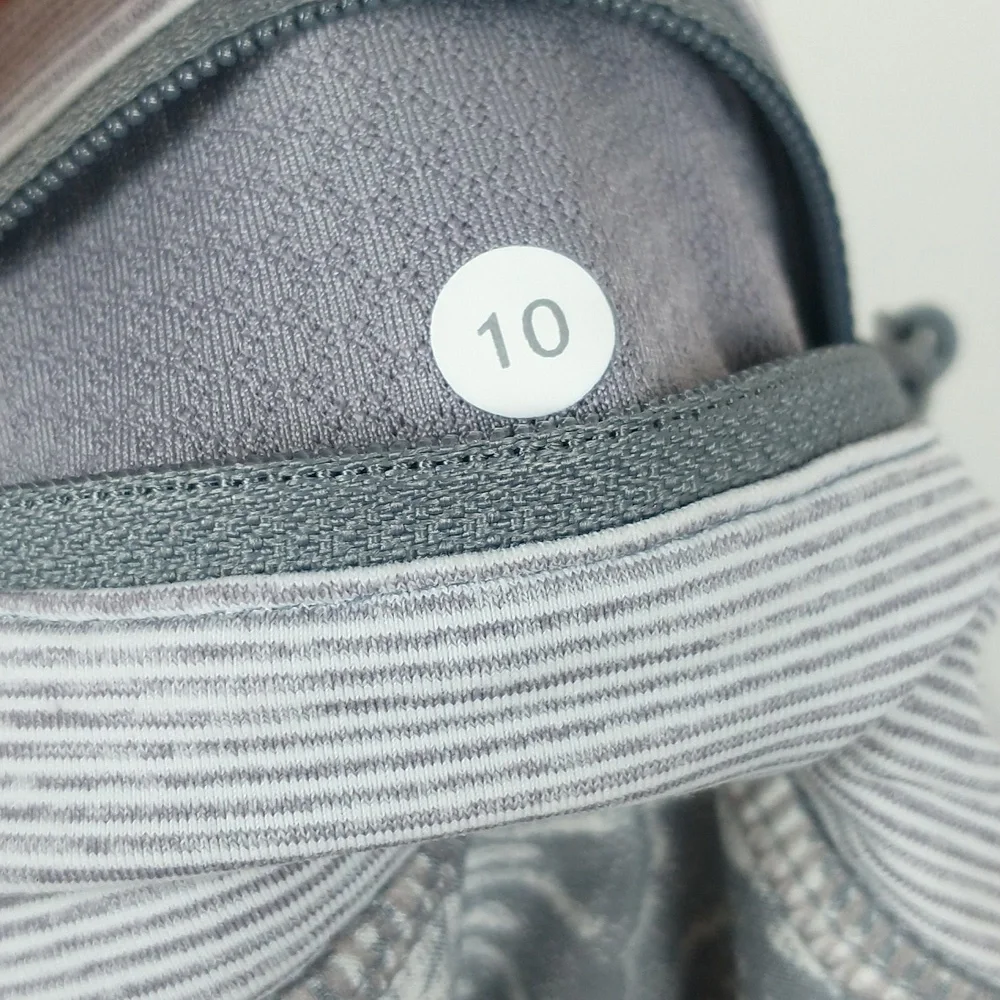 Lululemon Run: In The Sun Skirt 10 Gray Floral Skort Lined Athletic Stretch